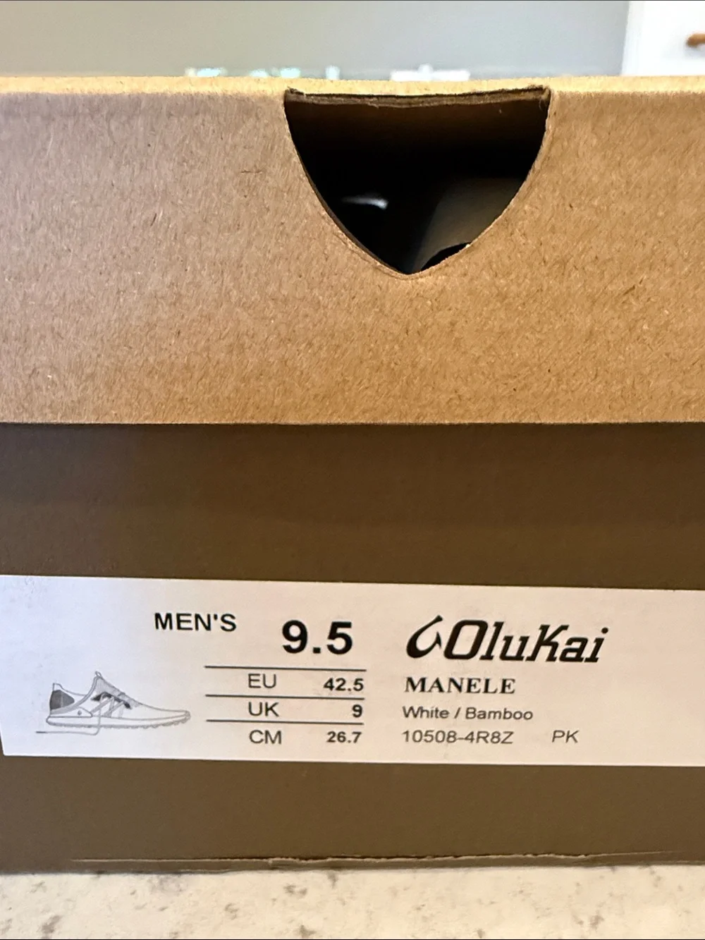 OluKai Manele Men’s Breathable Golf Shoe